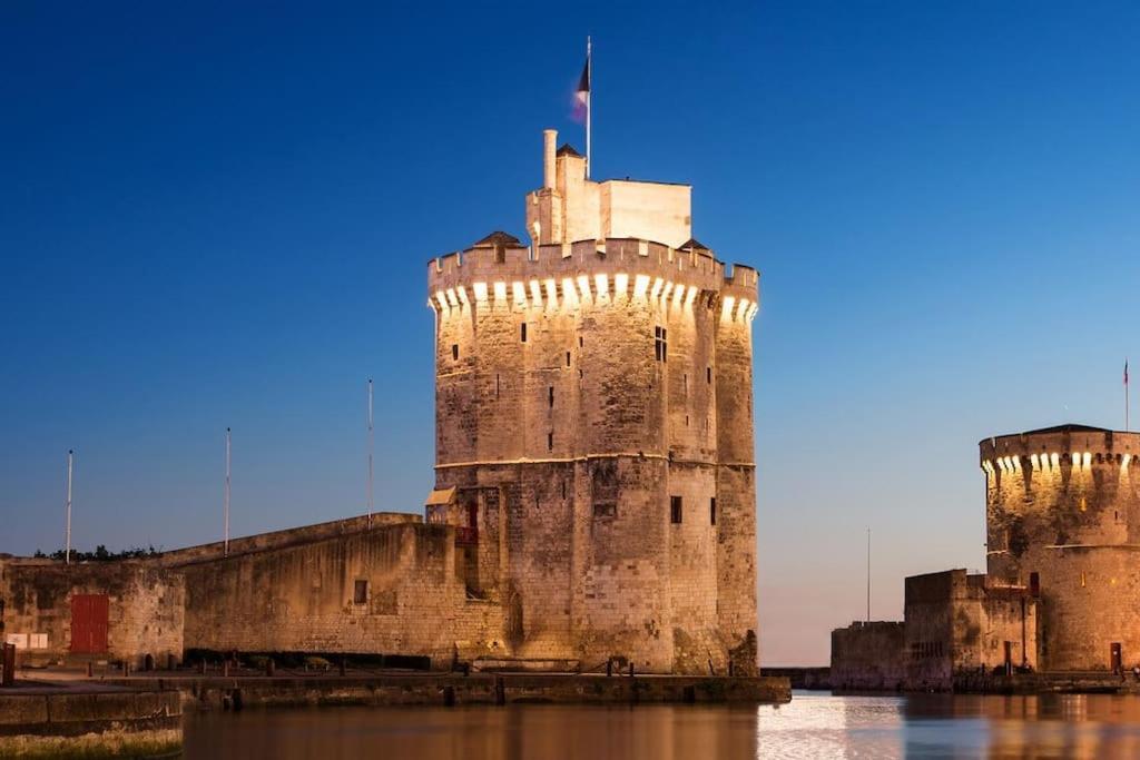 Villa Exceptionnelle Piscine Et Jardin Prive Sejour Haut De Gamme Proche La Rochelle Sainte-Soulle Экстерьер фото
